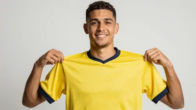 Het nieuwe uitshirt van Fortuna Sittard, gewijd aan de beschermheilige van de stad, is een verkoopsucces en vindt zelfs...