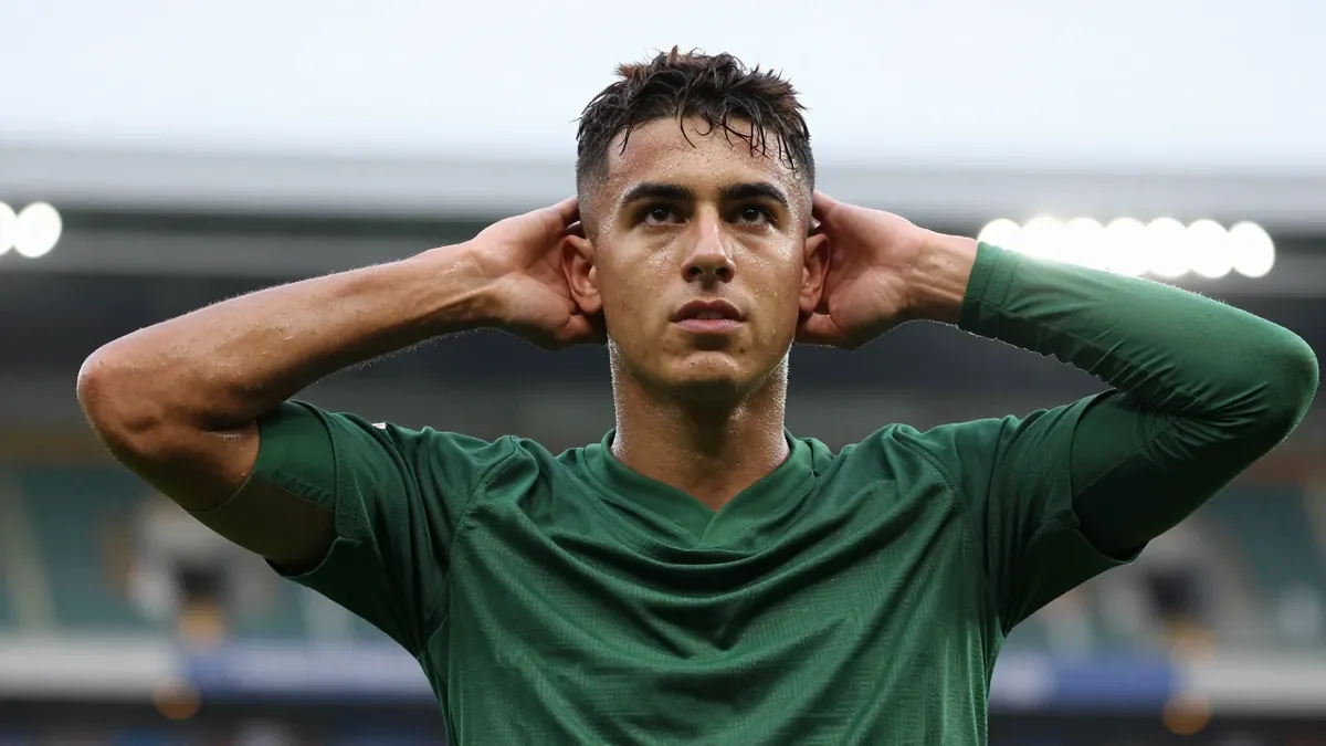 Mohamed Ihattaren scored twice as Fortuna Sittard won 3-2 at ADO Den Haag, but the midfielder was kept from post-match...